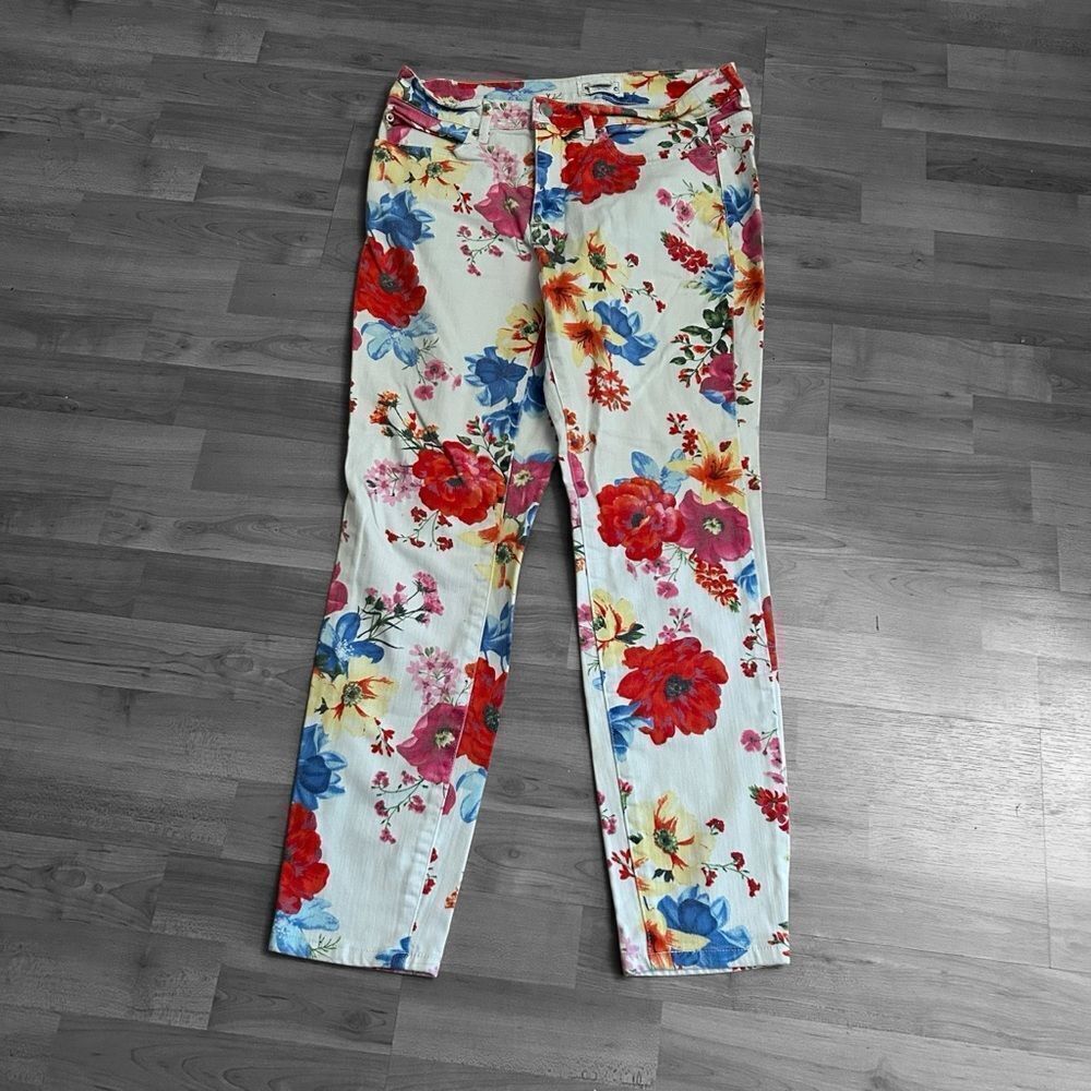 For The Republic Floral Jeans Size 6